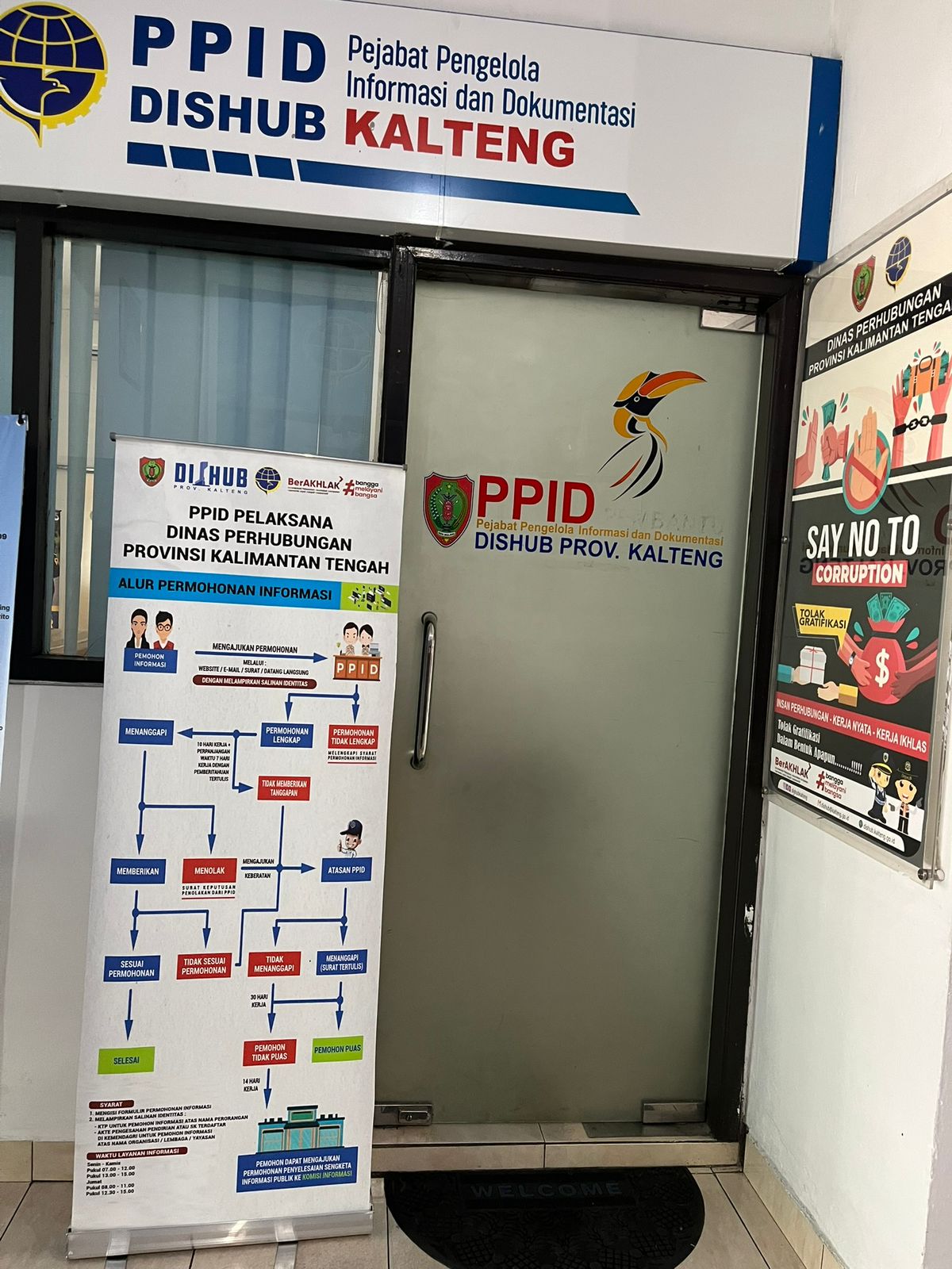 Alur Pelayanan dan jam Pelayanan Informasi Publik